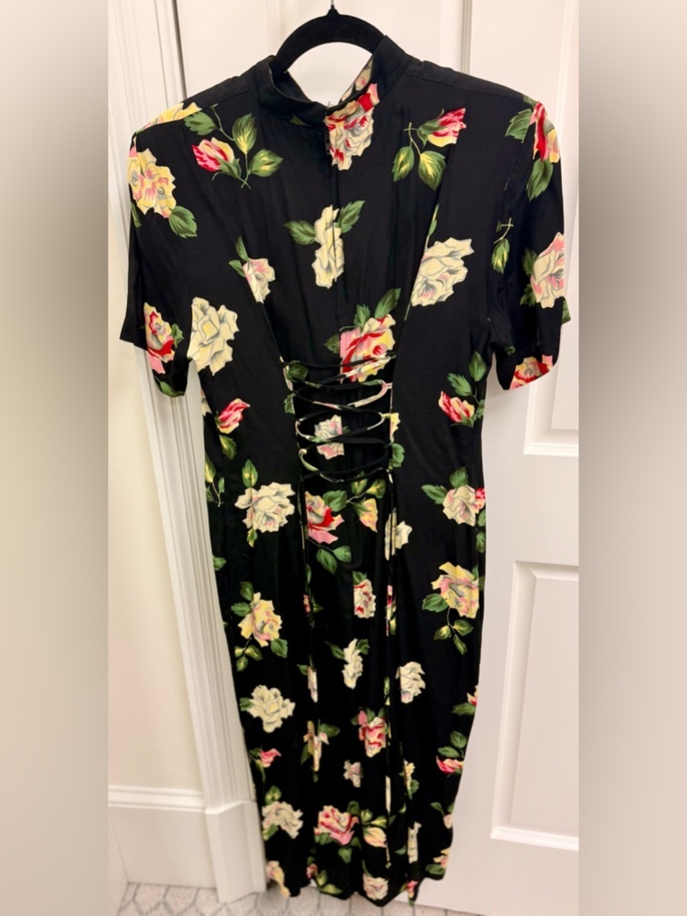VINTAGE 90’s Asian Express Black Rose Lace Up Back Floral Maxi Dress - 7/8 - Picture 5 of 16